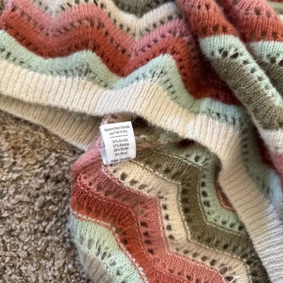 Marine Layer Ruby Sweater
Size XS but can fit up to a Small - Picture 12 of 12